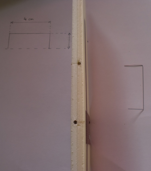 On insère les bouts de gaines dans la dérive