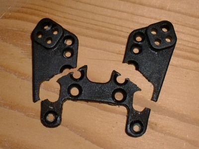 La pièce en morceaux